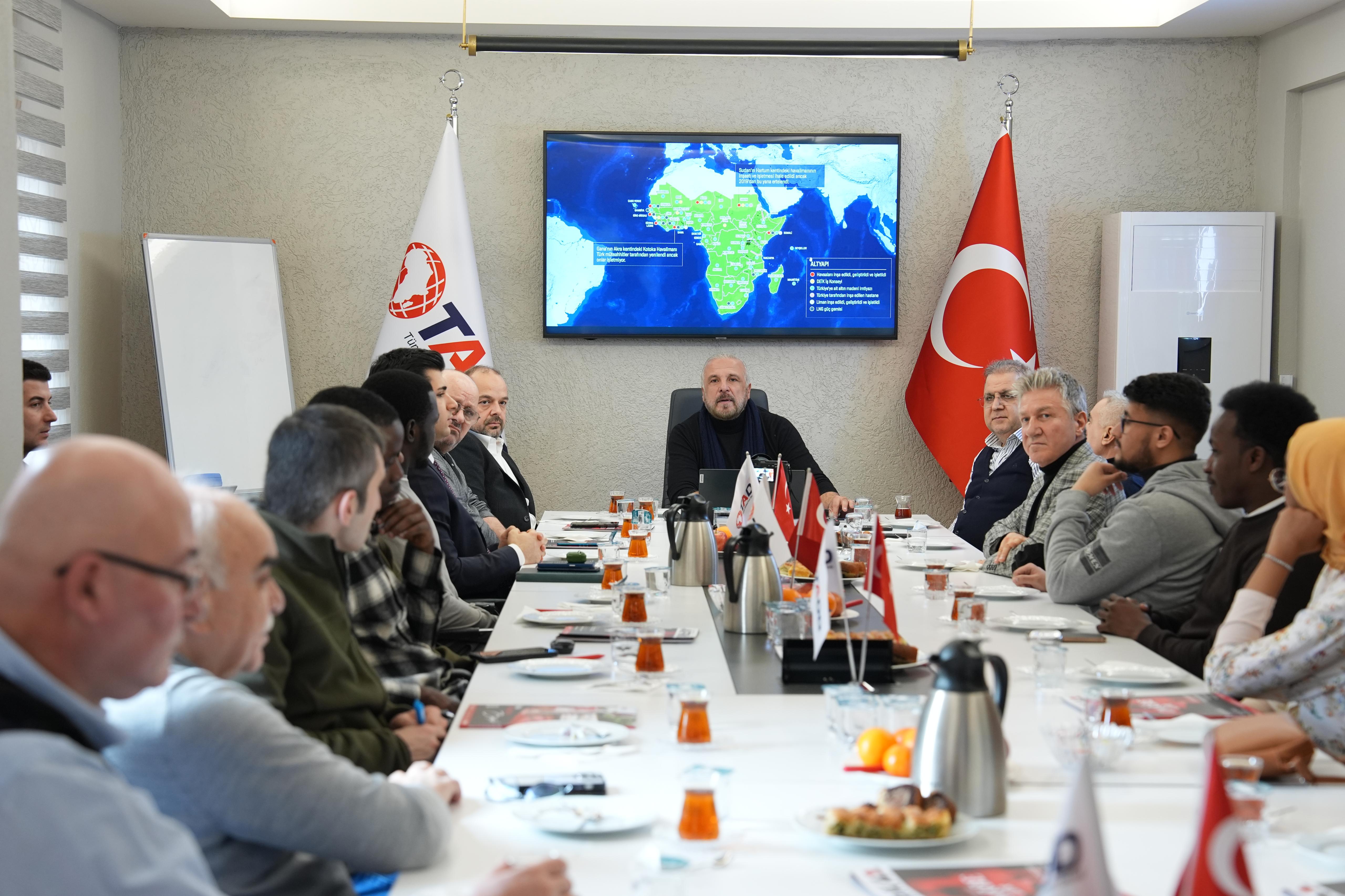 TADD KARİYER: METE YARAR İLE “AFRİKA’DAKİ TÜRKİYE” SÖYLEŞİSİ GERÇEKLEŞTİ